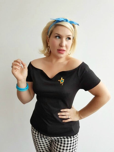Model wearing blue 4 in 1 headband styled with Lil' Lou Lou's Rockin' Cori Top