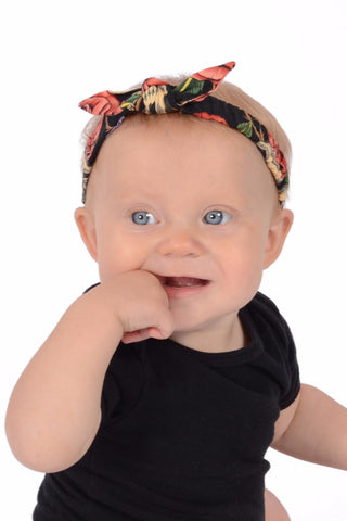 Mommy_and_Me_HB_Peach_Skull_Roses_Model_Baby